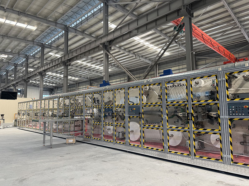 Automatic sanitary napkin production line in operation